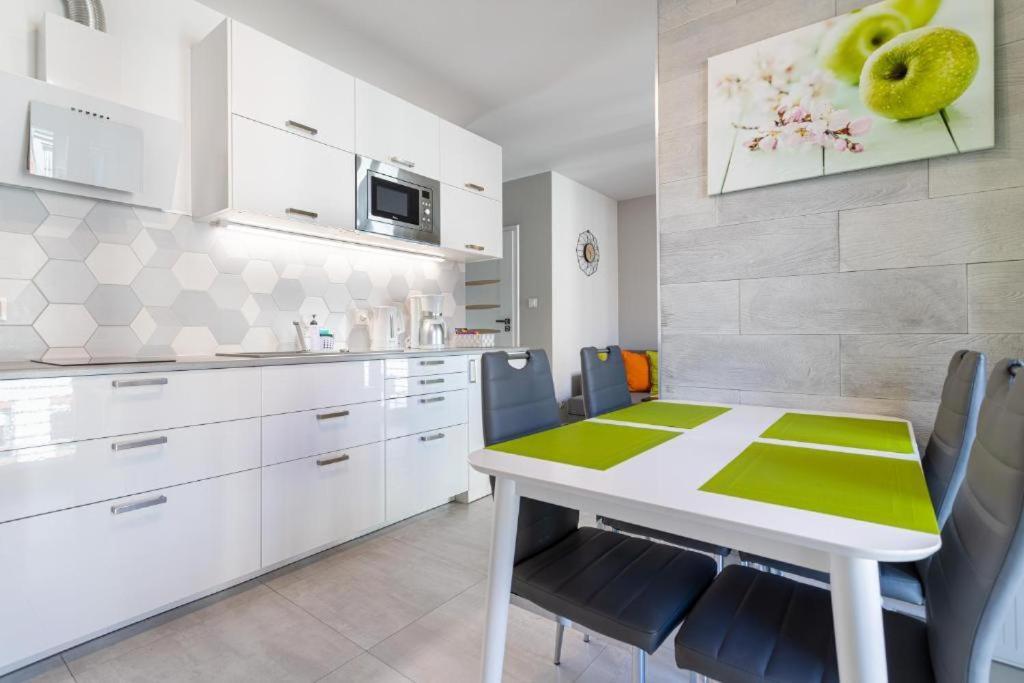 Apartament Z Tarasem Old Town Gdansk Tartaczna 56 Екстер'єр фото